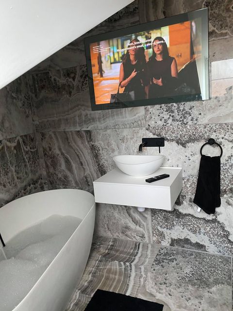 Bathroom Tv Techvision Speciality, Bathroom Tv Mirror Uk